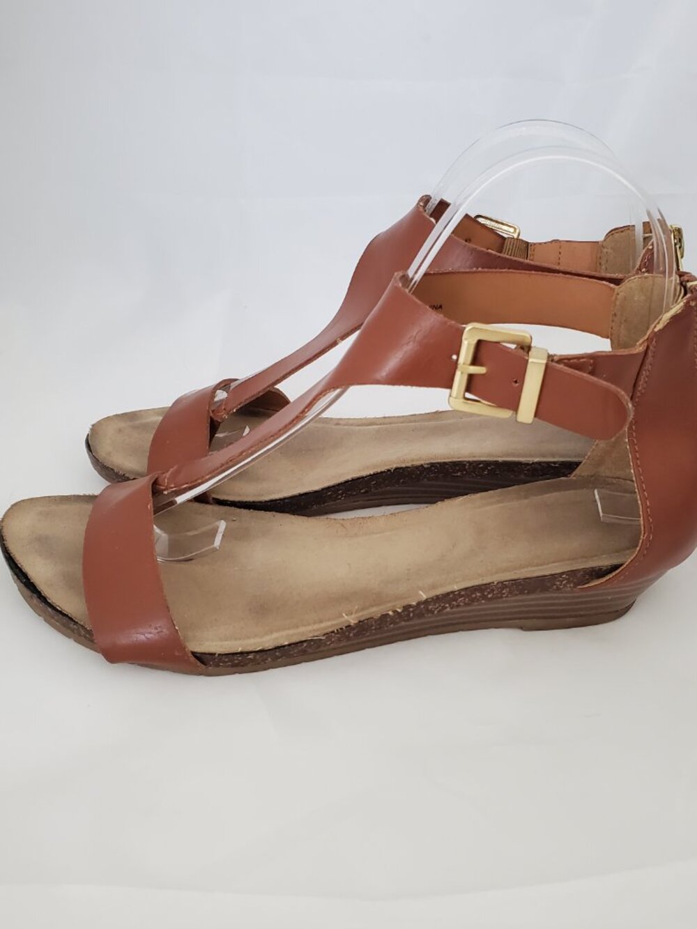 Kenneth Cole Reaction Sandal T-strap Gladiator Tan Zip 7M Wedge Heel Buckle